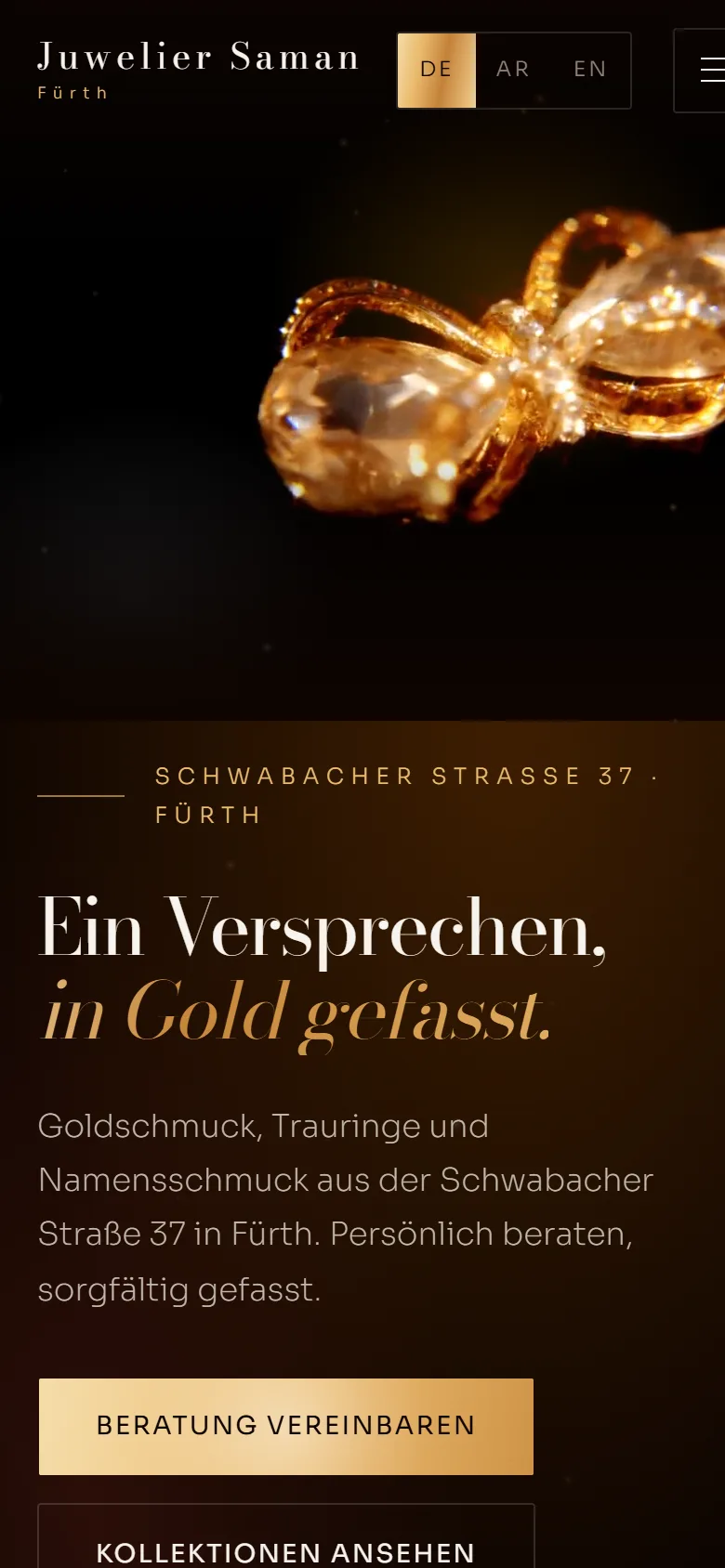 Jeweller, Fürth on a phone